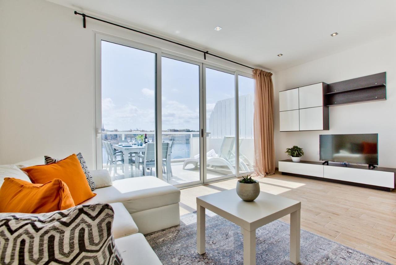 Apartment Duplex Penthouse With Sea Views & Private Terrace By Shortletsmalta Sliema