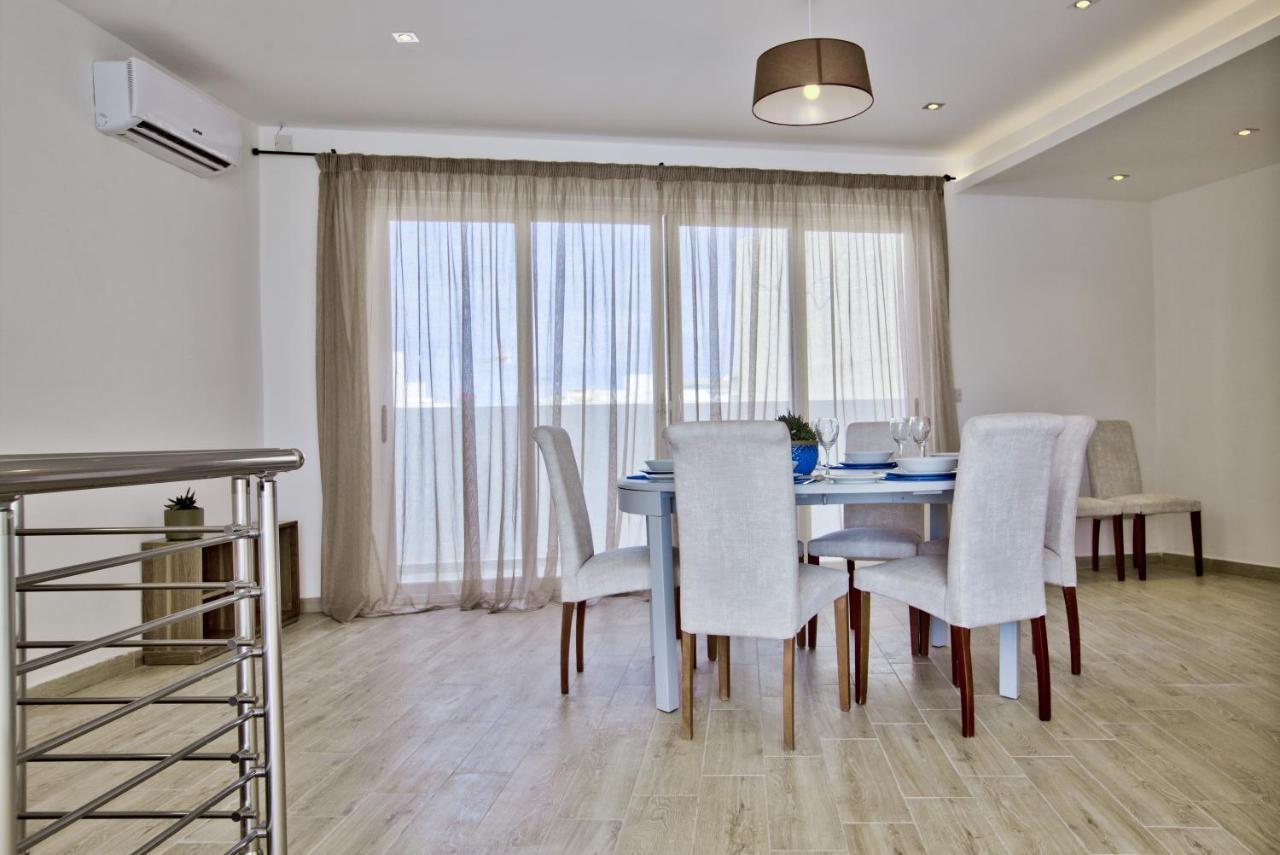 Duplex Penthouse With Sea Views & Private Terrace By Shortletsmalta Sliema