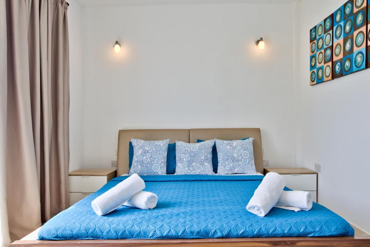 Apartment Duplex Penthouse With Sea Views & Private Terrace By Shortletsmalta