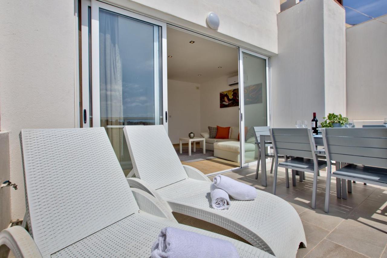 Duplex Penthouse With Sea Views & Private Terrace By Shortletsmalta Sliema